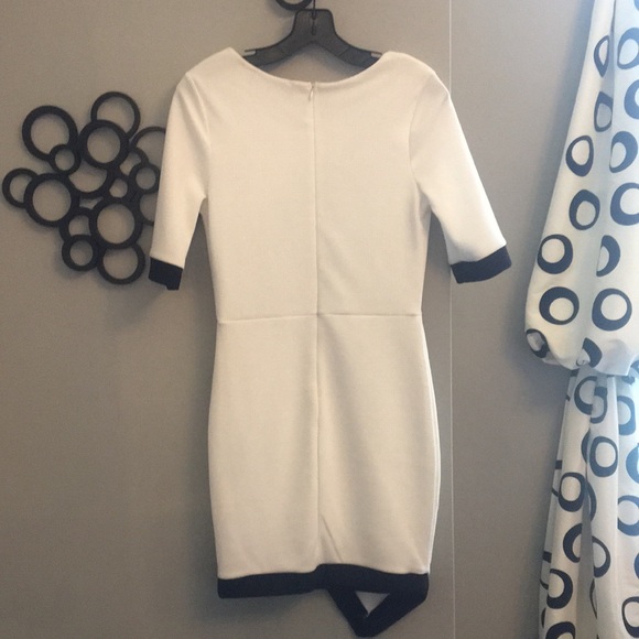 Nearly New White AKIRA Dress - Picture 2 of 4